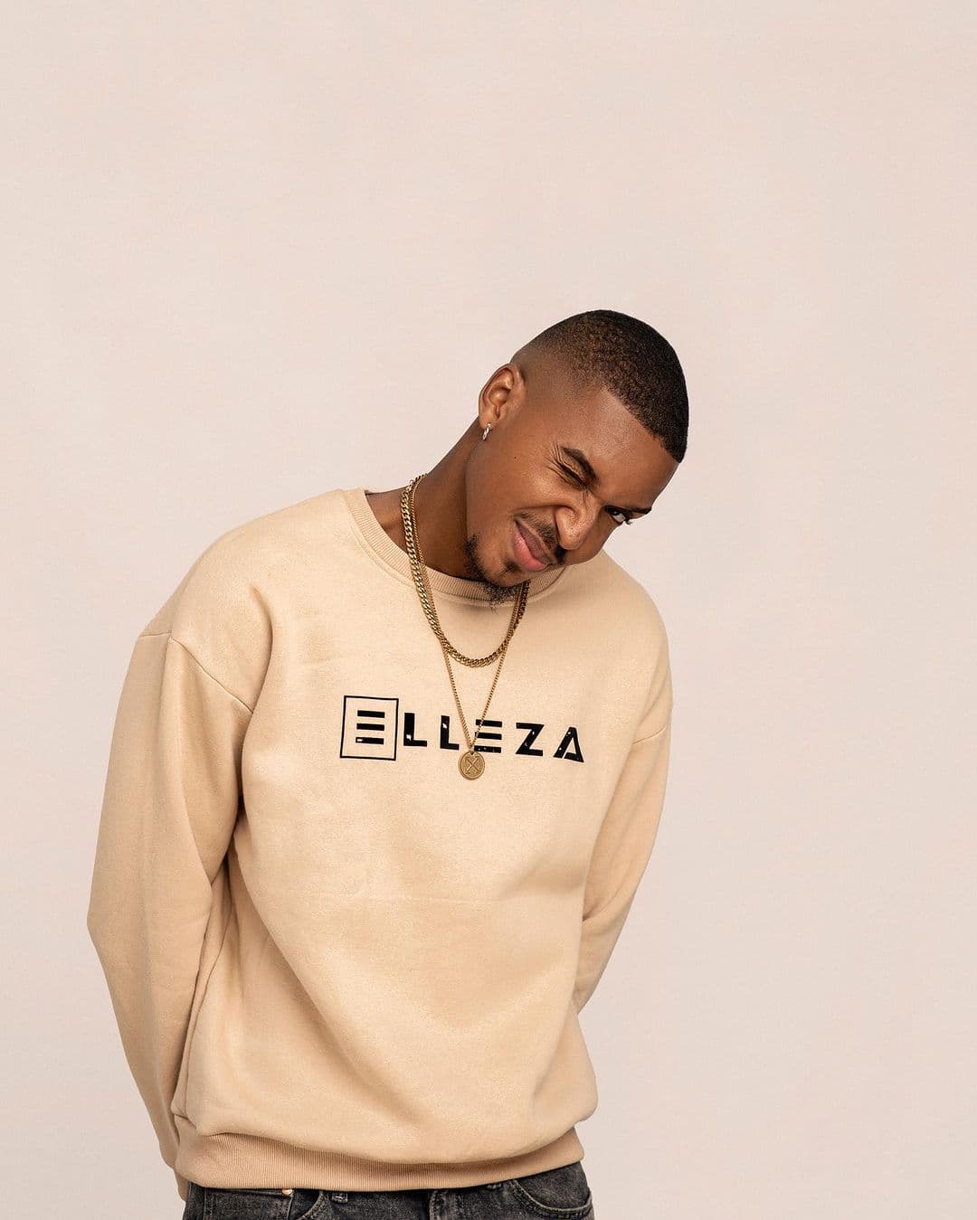 Elleza Sweater